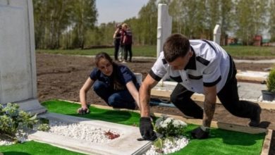 Photo of В Новосибирске прошел конкурс по украшению могил